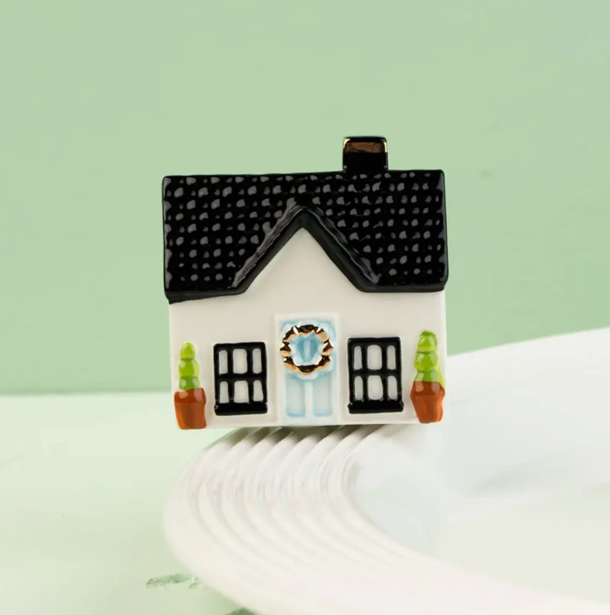 Home, Sweet Home Mini 1