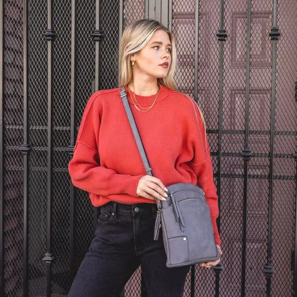 Robin Concealed-Carry Crossbody 1