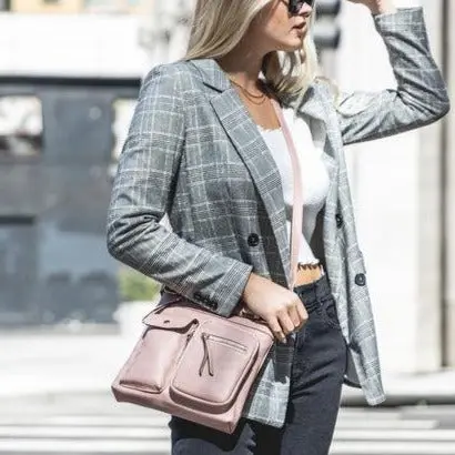 Shelby Concealed-Carry Crossbody 1