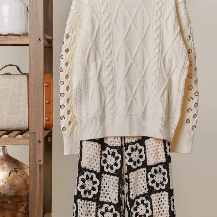 Cable Knit Sweater With Hole Trim Sleeves 1