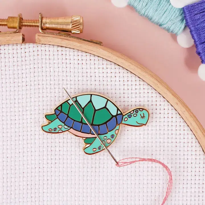 Sea Turtle Needle Minder 1