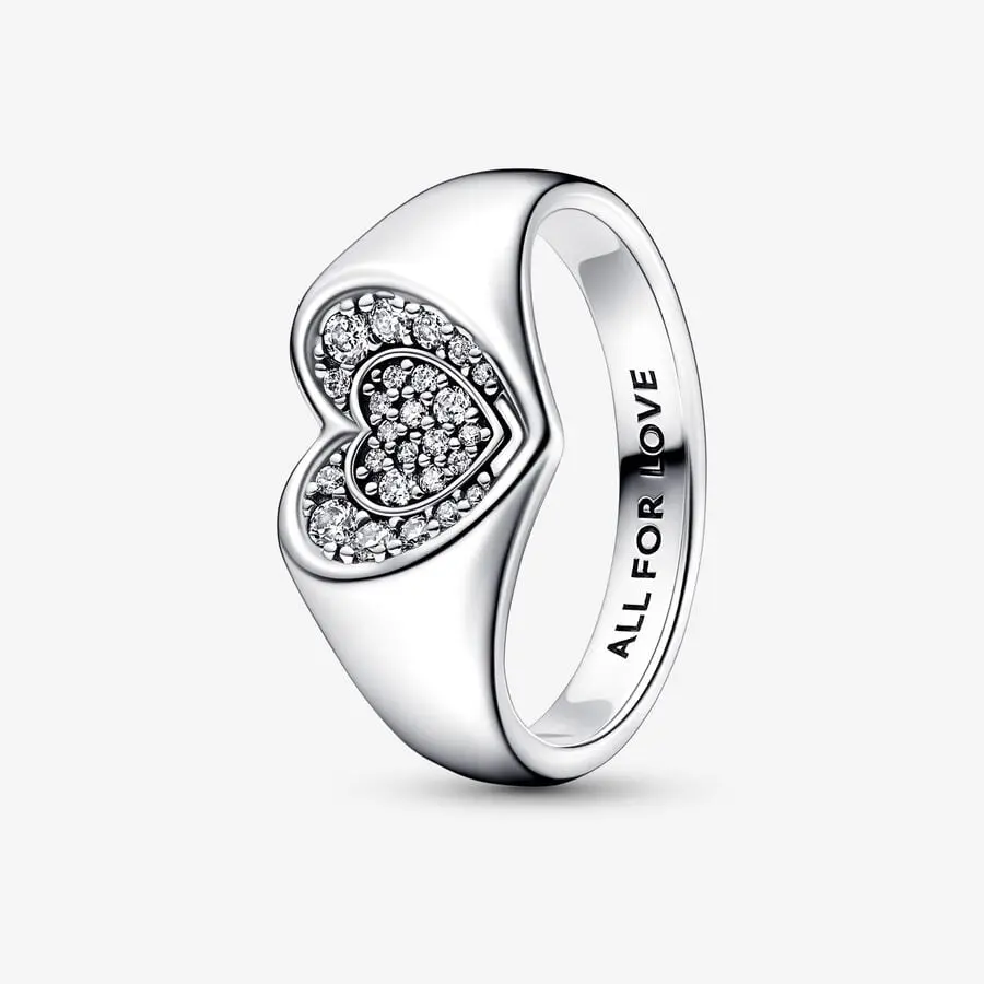Radiant Heart Pavé Signet Ring 1