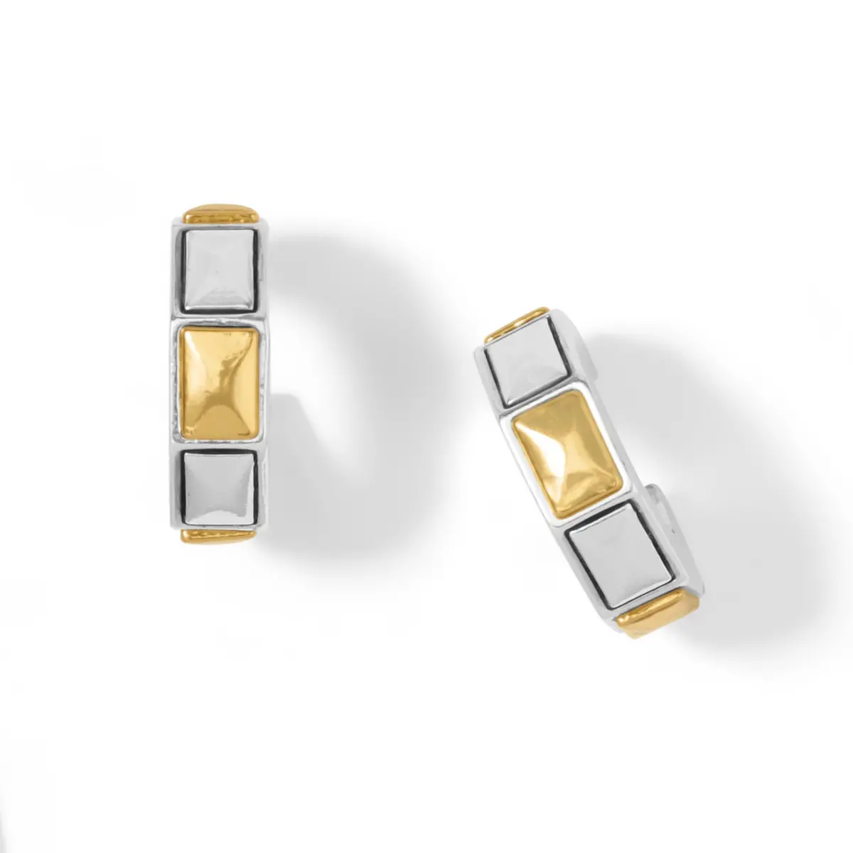 Intrigue Regal Small Hoop Earrings 1
