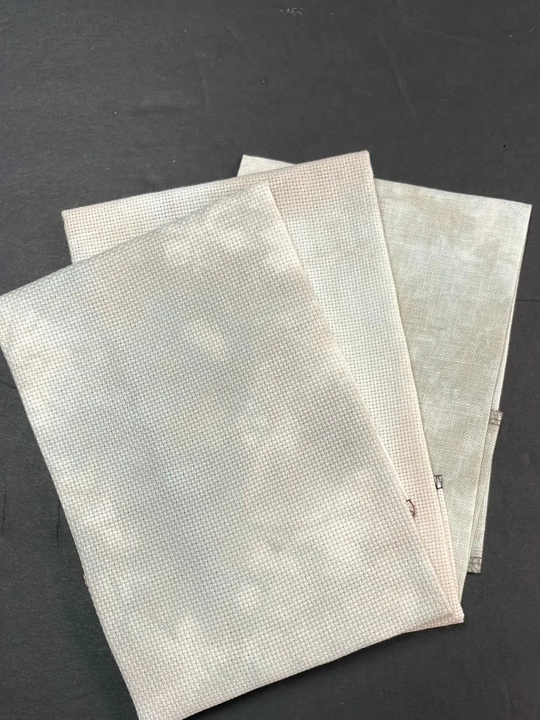 40 Count Frozen Linen Fat Eighth 1