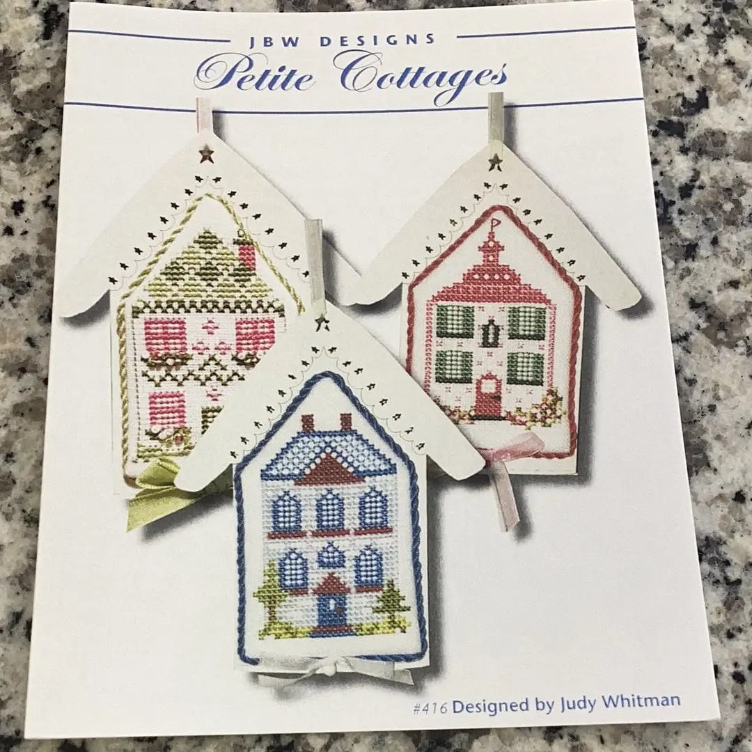 Petite Cottages 1