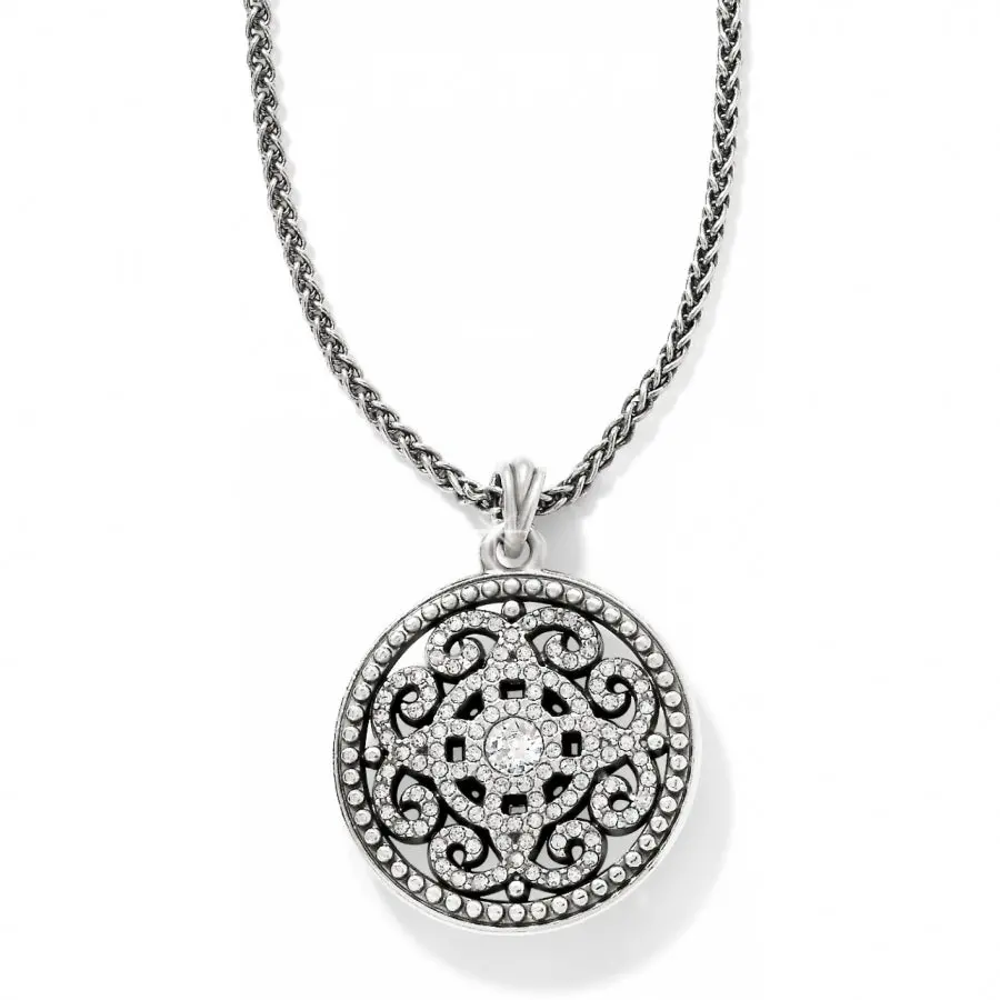 Illumina Necklace 1