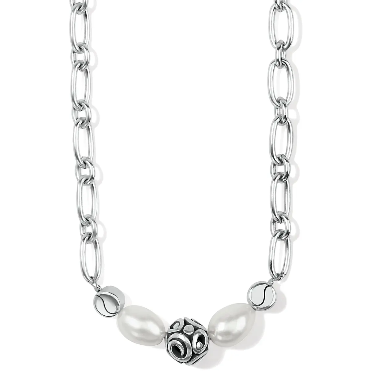 Contempo Pearl Short Necklace 1