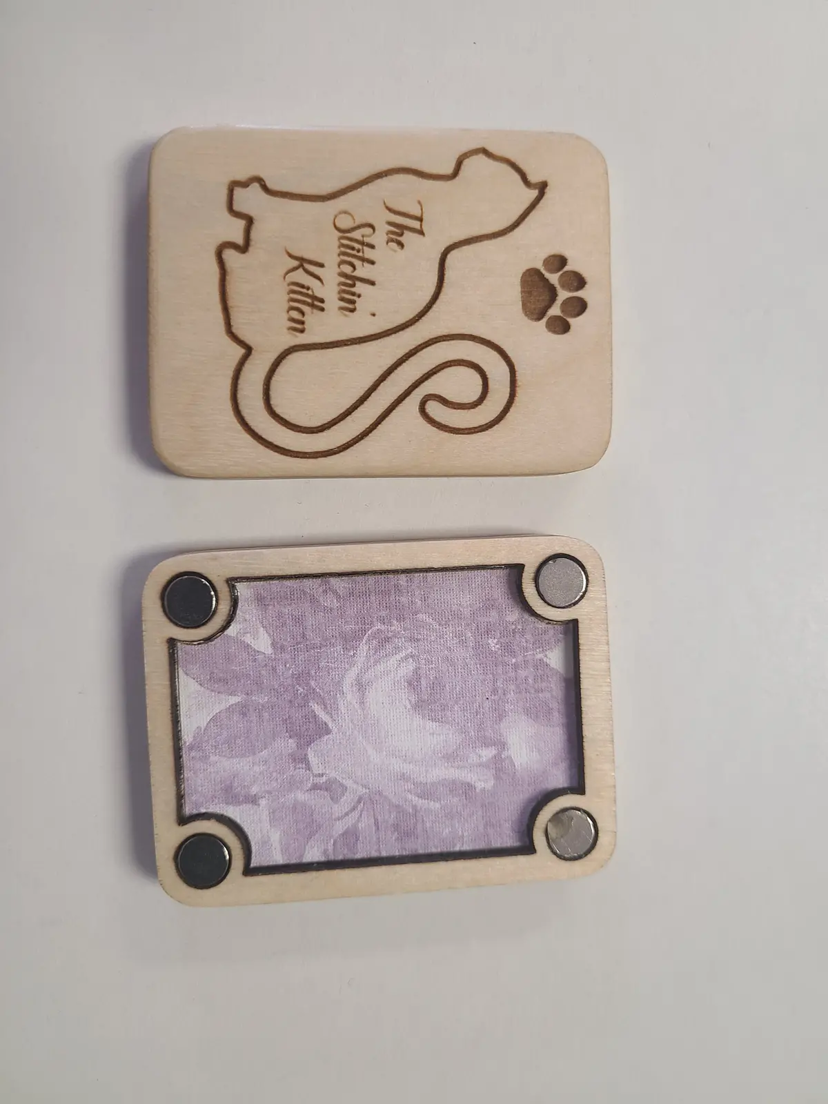The Stitchin' Kitten Wooden Needle Case 1