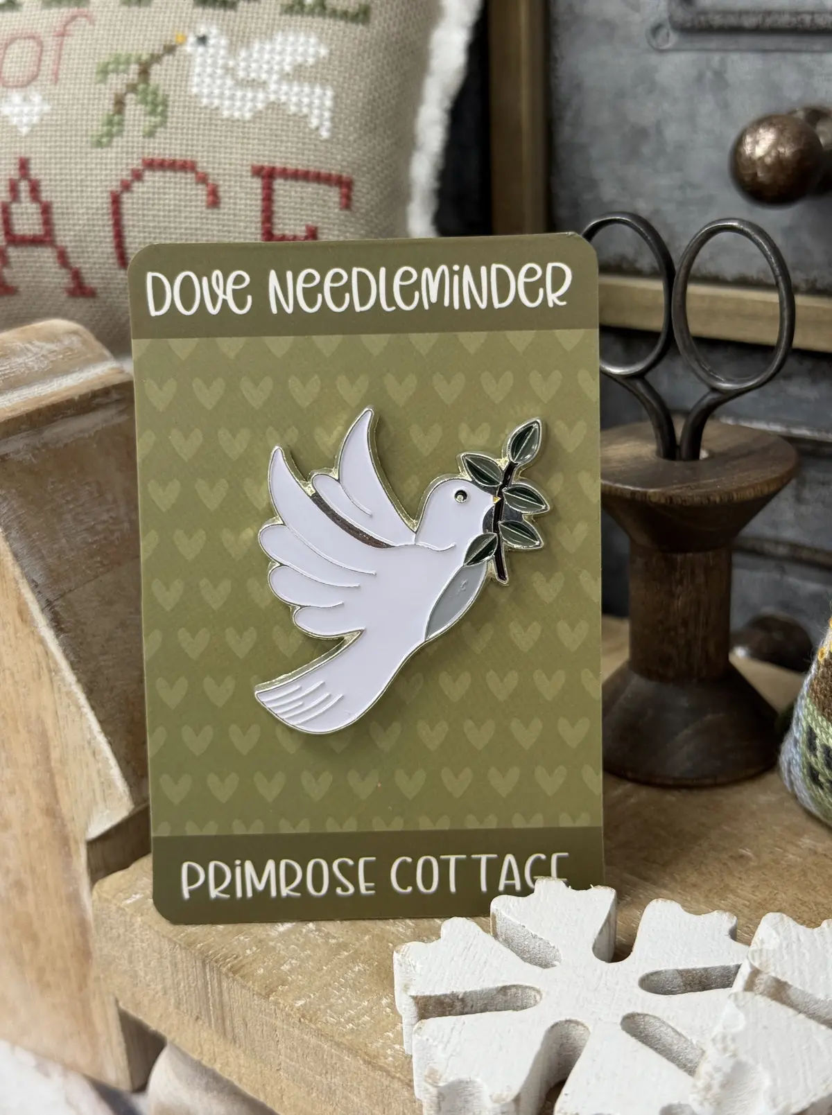 Dove Needle Minder 1