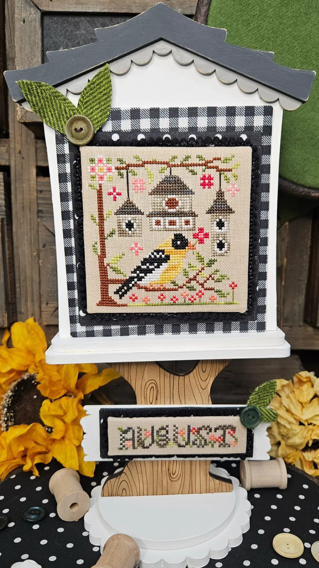 Feathered Friends: August 1