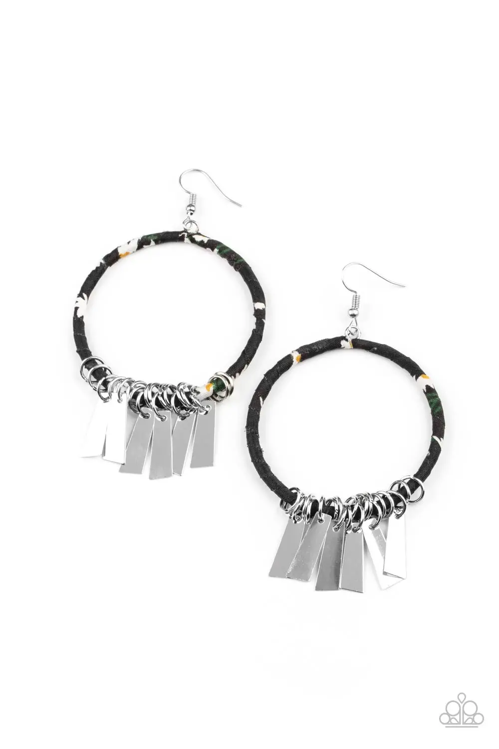 Paparazzi Garden Chimes - Black 1